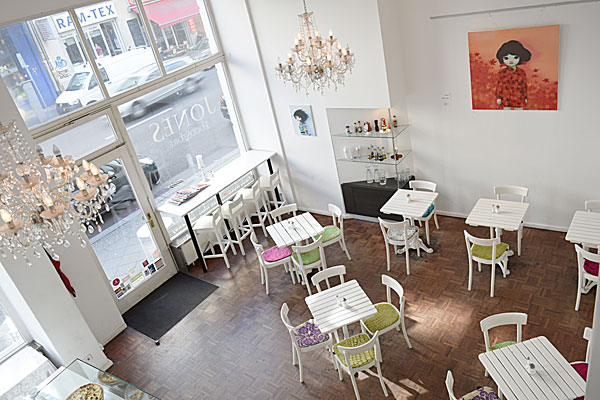 Emiko Oeda exhibition